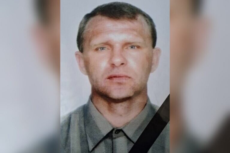    В Бузулукском районе простились с участником СВО Алексеем Мезенцевым Марина Шарт