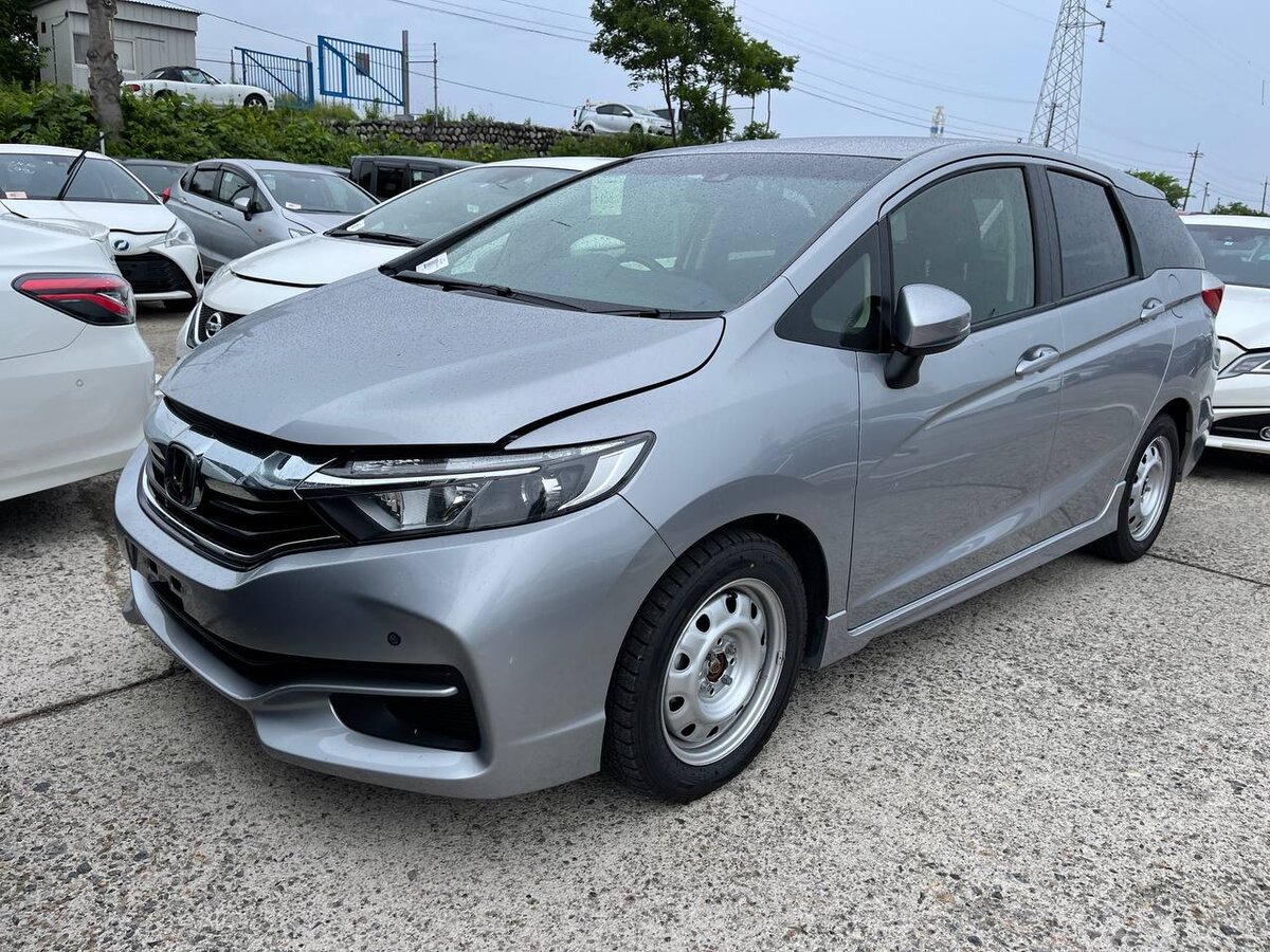 Фото внешности и салона, листайте