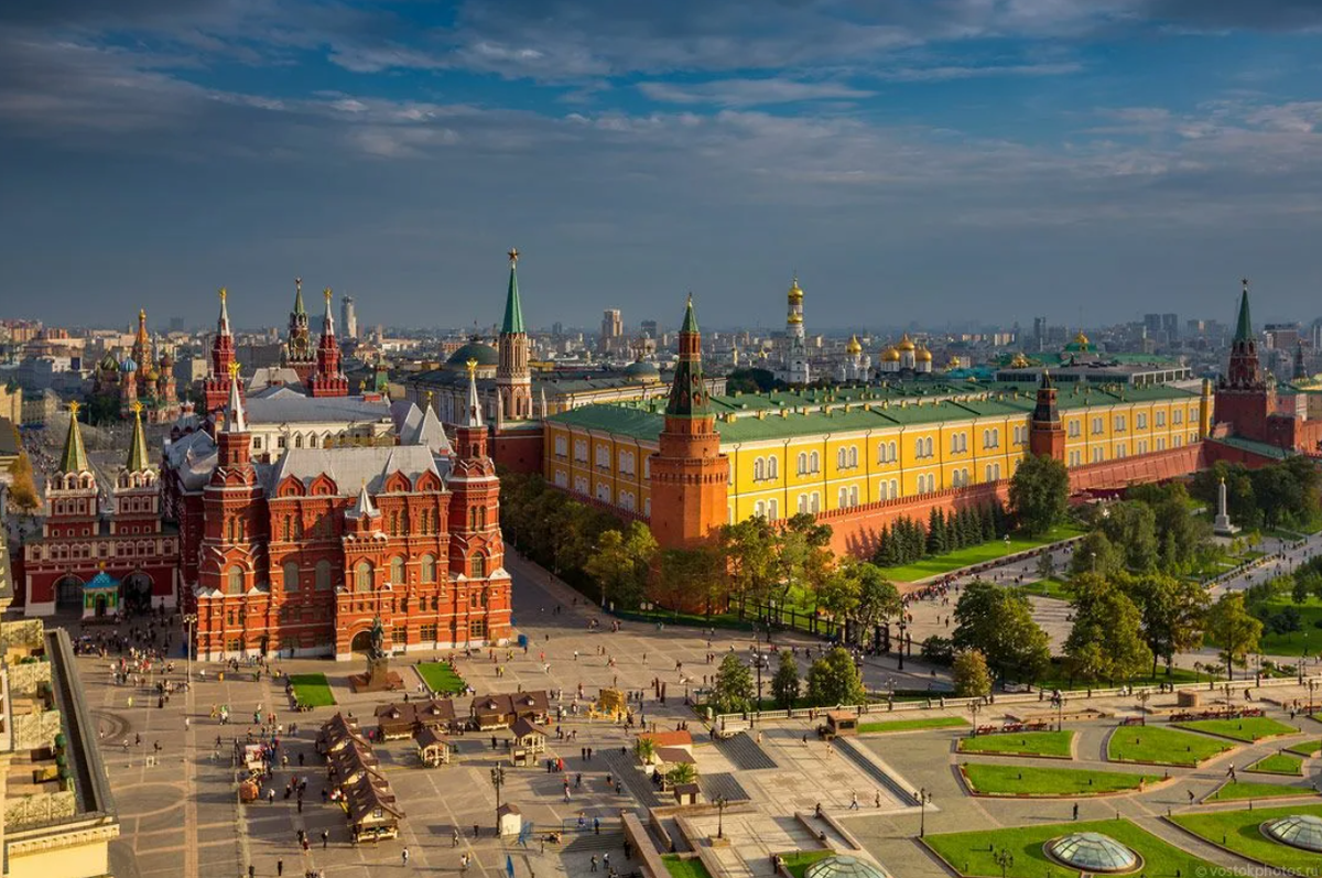 Центральная часть города называется. Москва. Кремль Москва. Манежная площадь вид сверху. Виды Кремля в Москве.