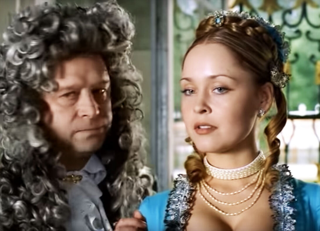 кадр из фильма «Тайны дворцовых переворотов», Екатерина Никитина и Владимир Ильин