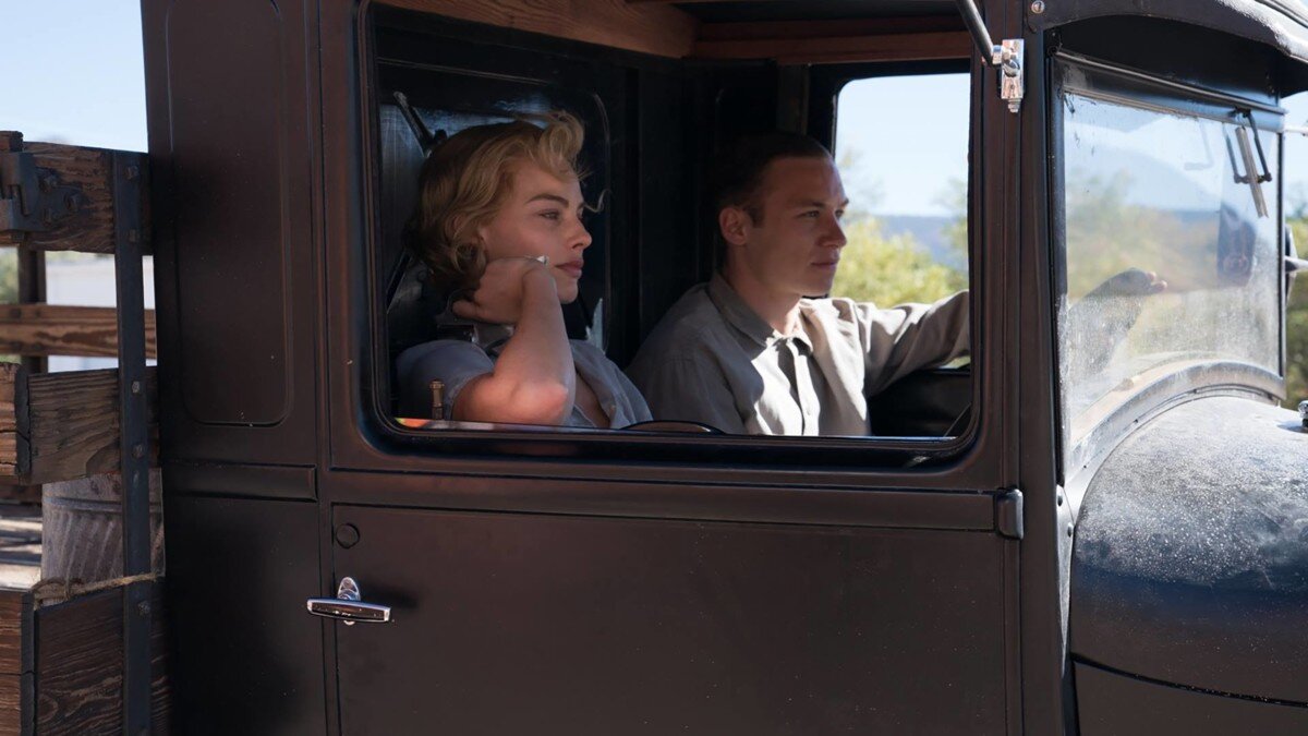 Марго Робби и Финн Коул