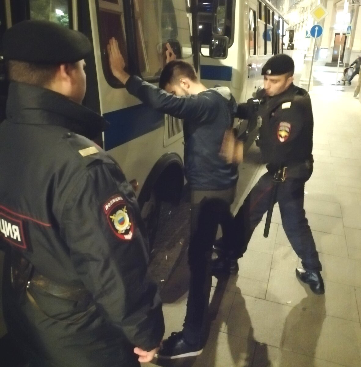 Будет, что внукам показать