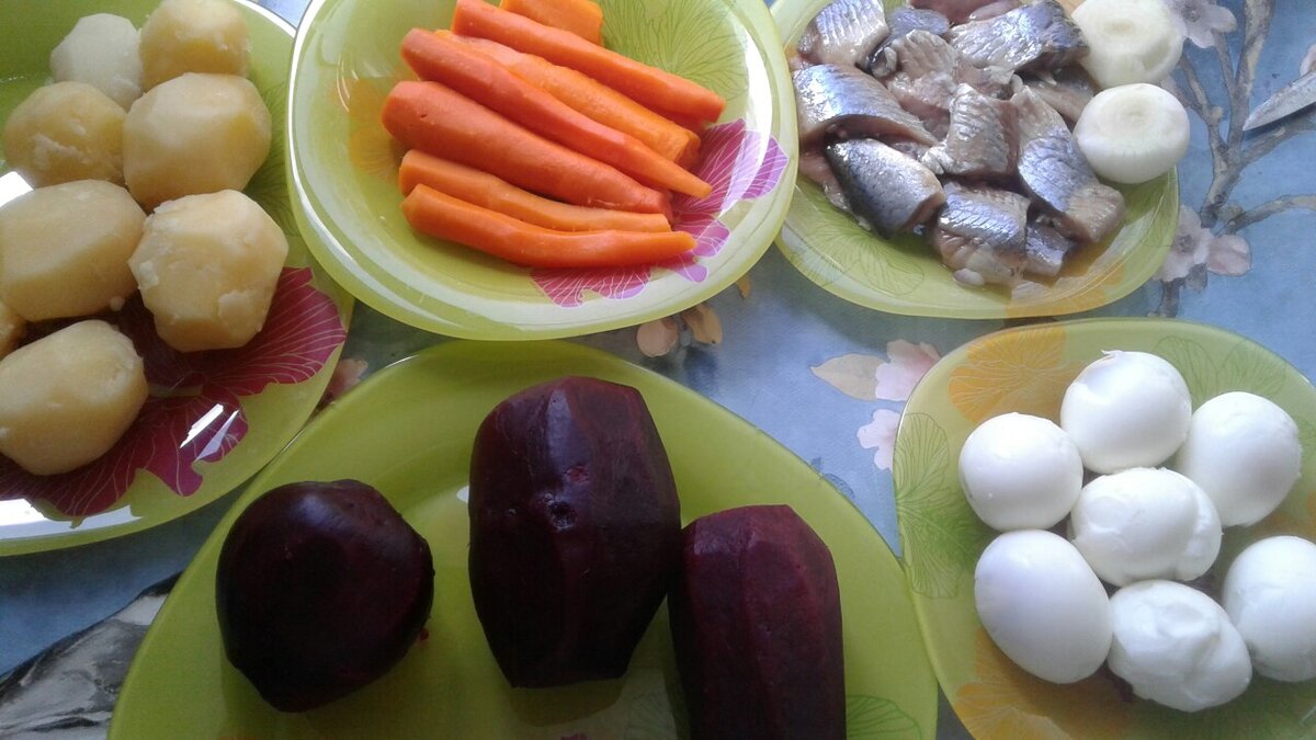 Яркие, красивые ингредиенты вкусны и по отдельности, а уж вместе...