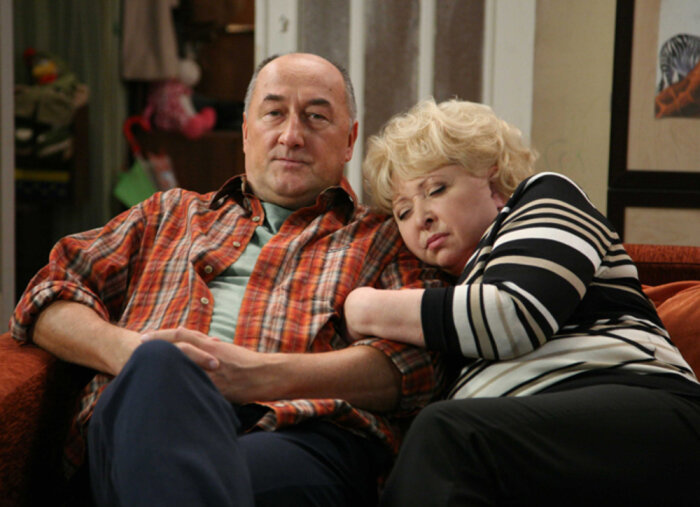 кадр из сериала "Воронины"