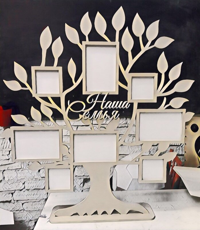 Сувенир с рамочками для фотографий, который можно раскрасить в тона интерьера или фото.
