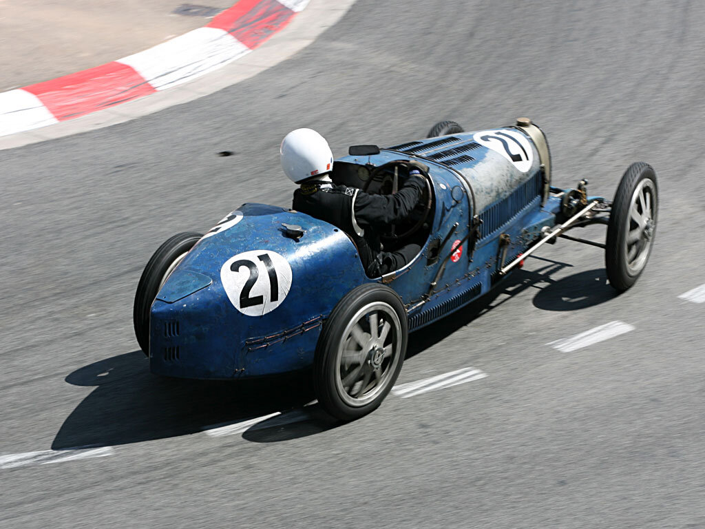 Bugatti 35. Bugatti Type 35b Grand prix (1925). Bugatti Type 35 Grand prix. Бугатти Лион. Бугатти для кольцевых гонок.