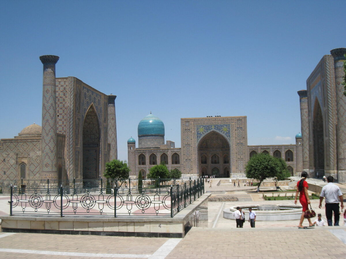 Площадь Регистан.