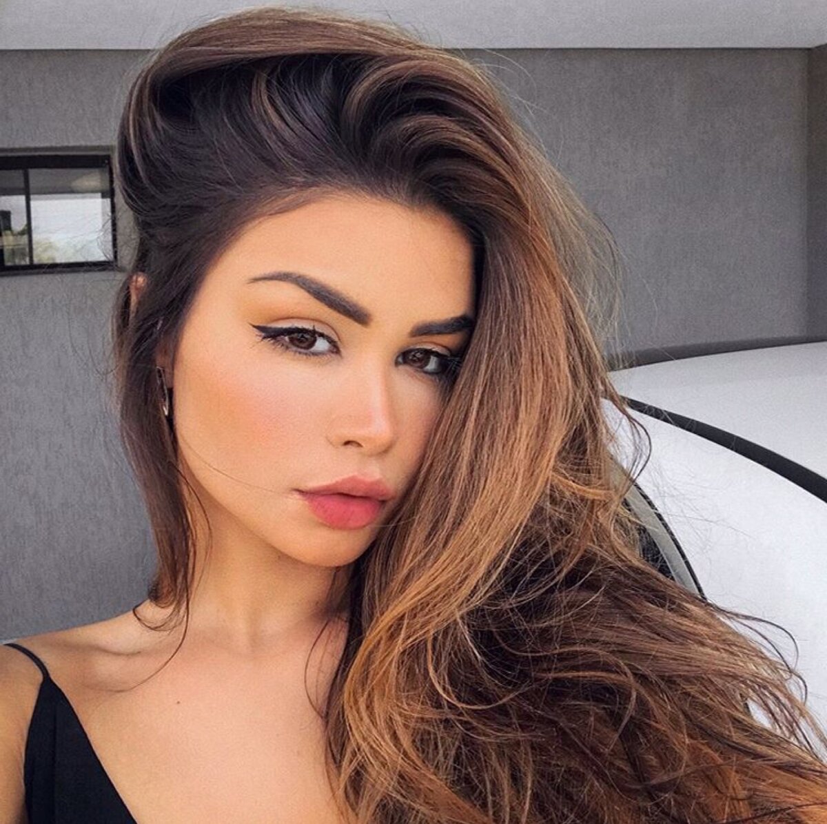 Красивая девушка