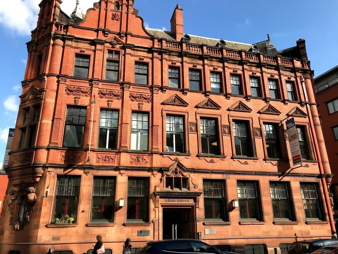 Манчестер. Просто здание.