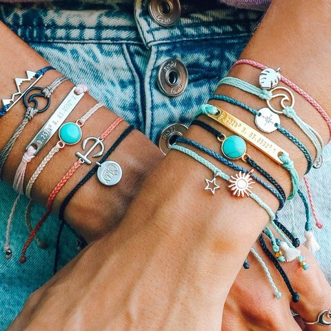 Рассказываю, как можно сплести интересные браслеты