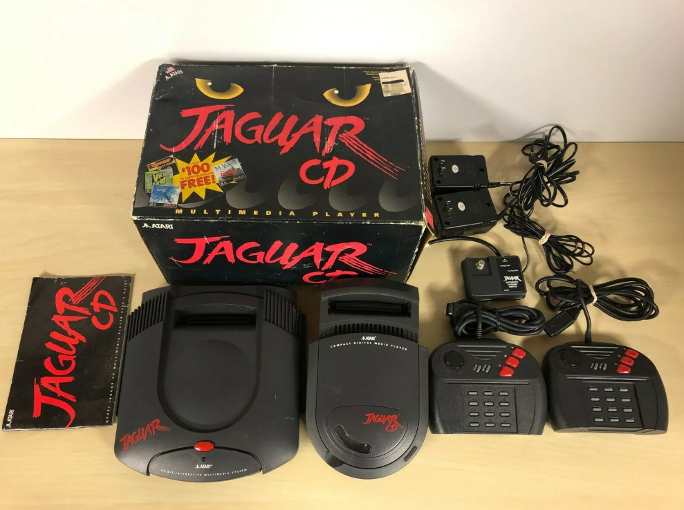 Полный комплект Jaguar. Также присутствует и CD.