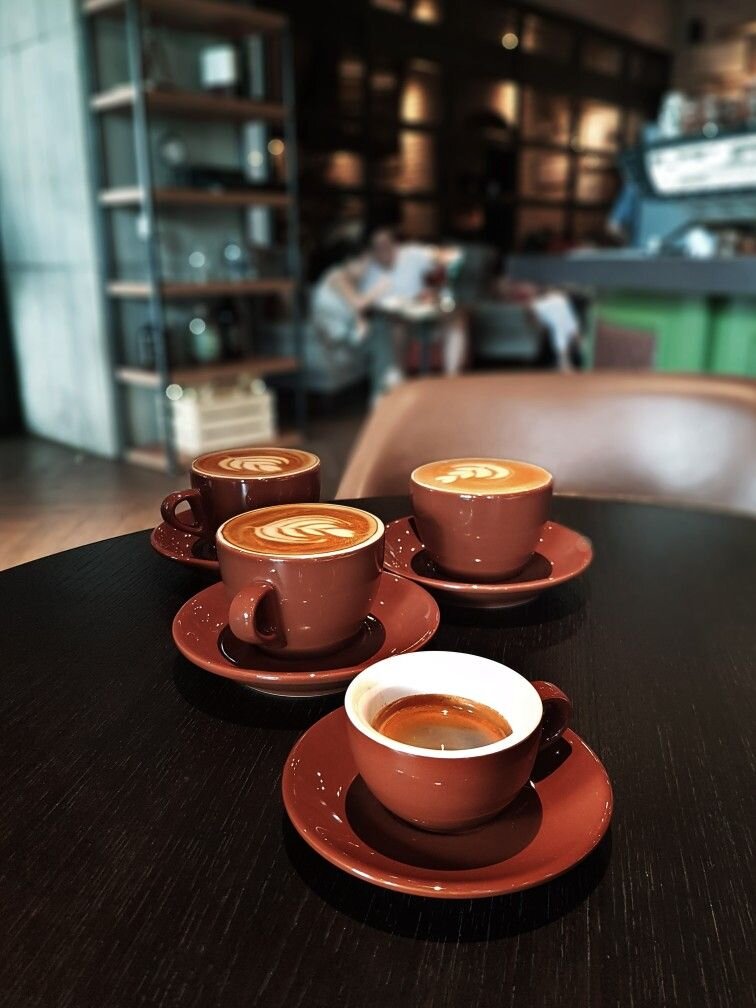 Cafe cup. Капучино эспрессо. Chashka кофе кофейня. Кофейная чашка. Кофе в кафе.