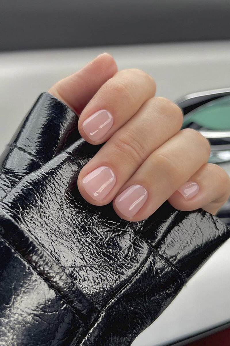     Самый модный маникюр 2022 года (фото: @harrietwestmoreland)