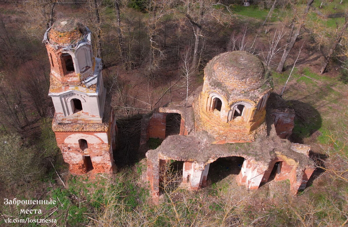 Заброшенная церковь Никиты Великомученика в Казариново