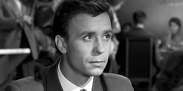    Олег Борисов. Кадр из фильма "Дайте жалобную книгу" (1965 год).kino-teatr.ru