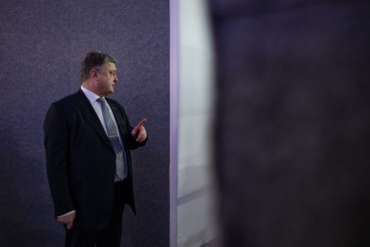   Порошенко заявил, что Зеленский так и не отреагировал на его предложения