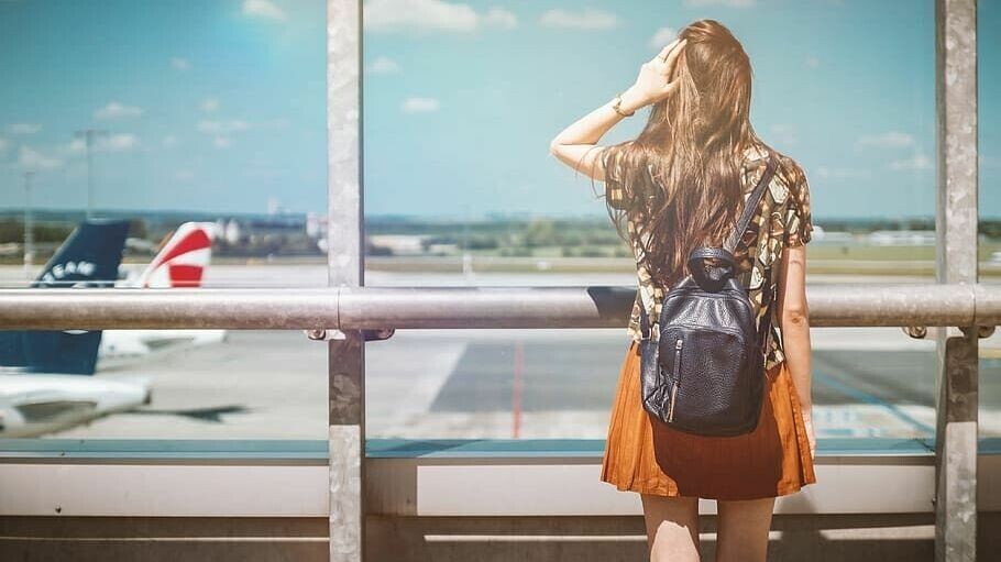     Выбирая месяц для отпуска, нужно учитывать два момента: как получить больше дней для отдыха, при этом заработав максимальные выплаты. О нюансах в области трудового законодательства рассказал юрист в области трудового права Олег Бабич.
