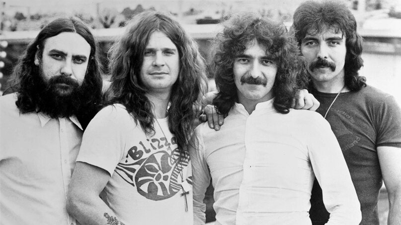 В таком материале не обойтись без Black Sabbath