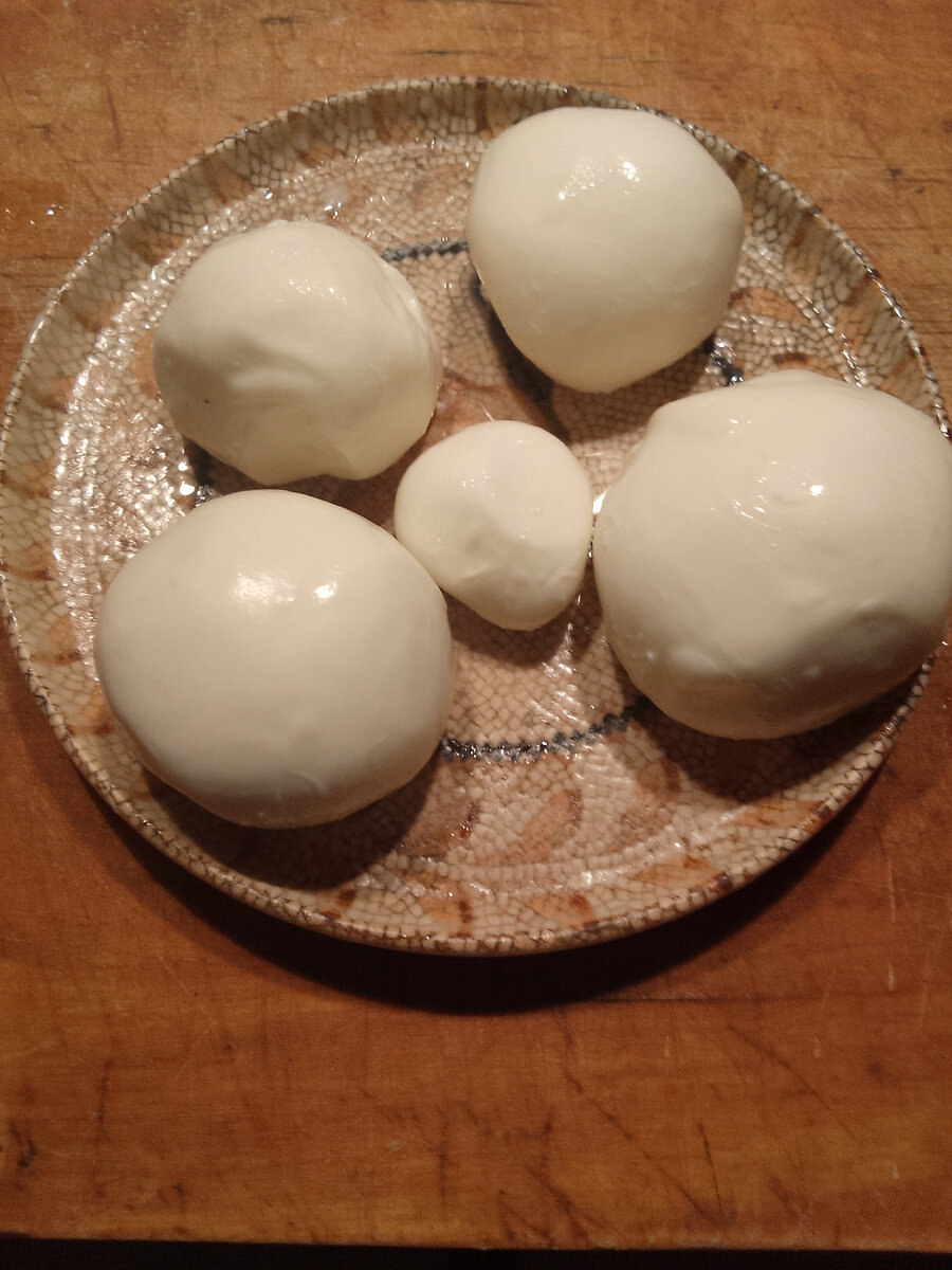 Моцареллу можно заморозить