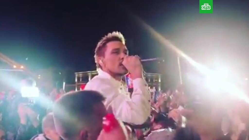    Билан на концерте в Самаре извинился за пьяный скандал