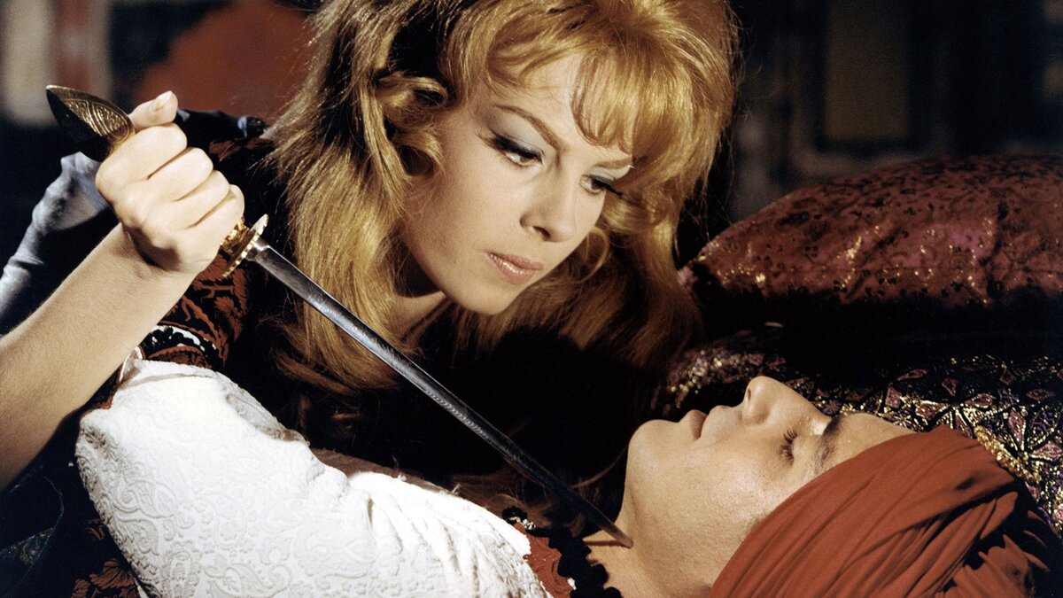 Кадр из фильма "Анжелика и Король"