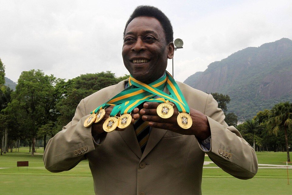     Вспоминаем наиболее яркие цитаты из интервью великого футболиста "Комсомольской правде"  REUTERS