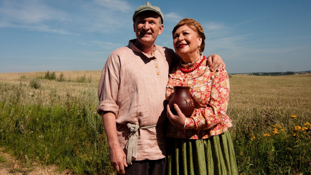    Фёдор Добронравов и Татьяна Кравченко в сериале «Сваты»