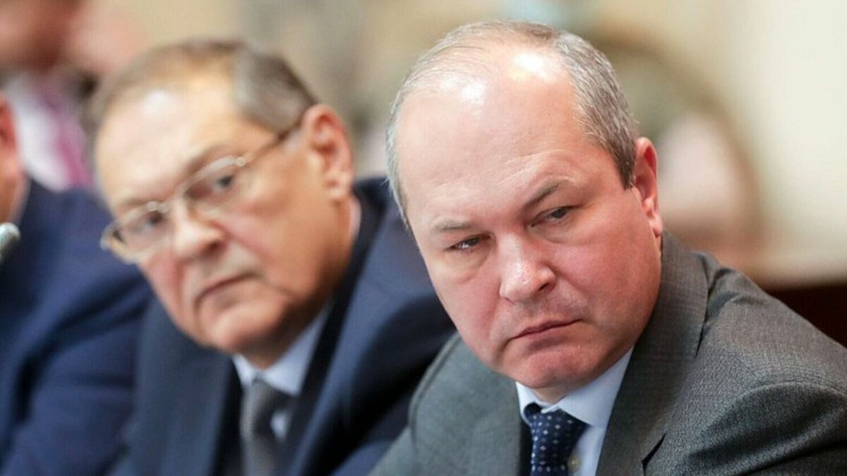     На суде по делу экс-министра ЖКХ Ростовской области Андрея Майера были оглашены показания бывшего градоначальника Ростова Виталия Кушнарева, пишут СМИ.
