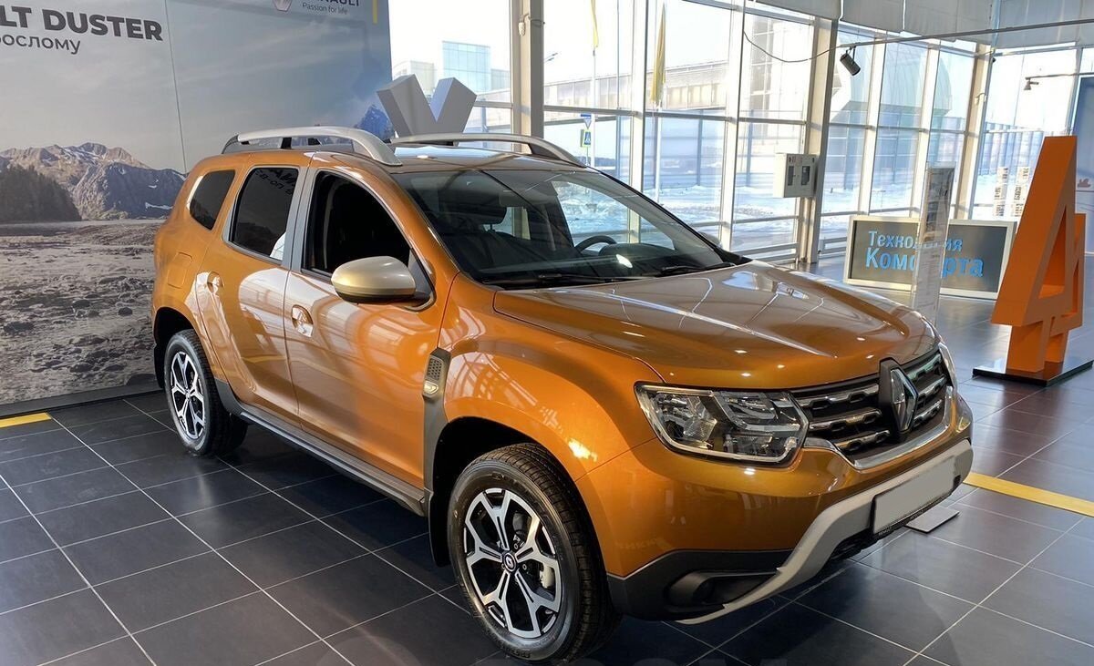 Зашёл в автосалон Renault, остался последний Duster. За сколько его  продают? | Avto Tema | Дзен