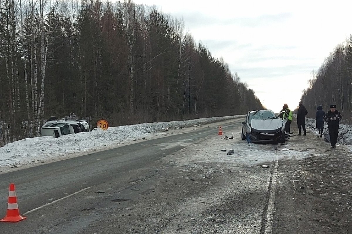    Водитель LADA спровоцировал ДТП с внедорожником и погиб на Серовском тракте