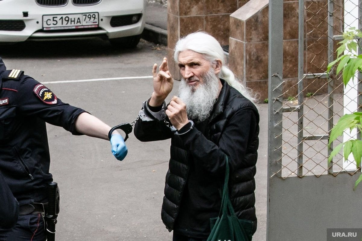 Изображение взято со страницы Сообщества "Паломники Среднеуральского женского монастыря": https://vk.com/club179678191