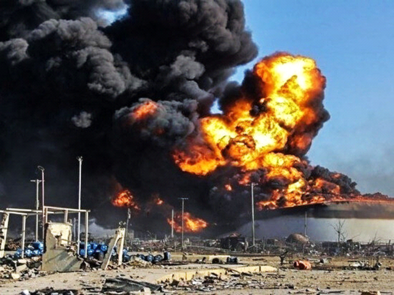Фото в свободном доступе. используется на праве добросовестного пользования. Взято на https://www.saltacomparativa.com.ar/public/images/noticias/61194-exploto-una-refineria-de-petroleo-ilegal-en-nigeria-y-dejo-al-menos-110-muertos.jpg 

