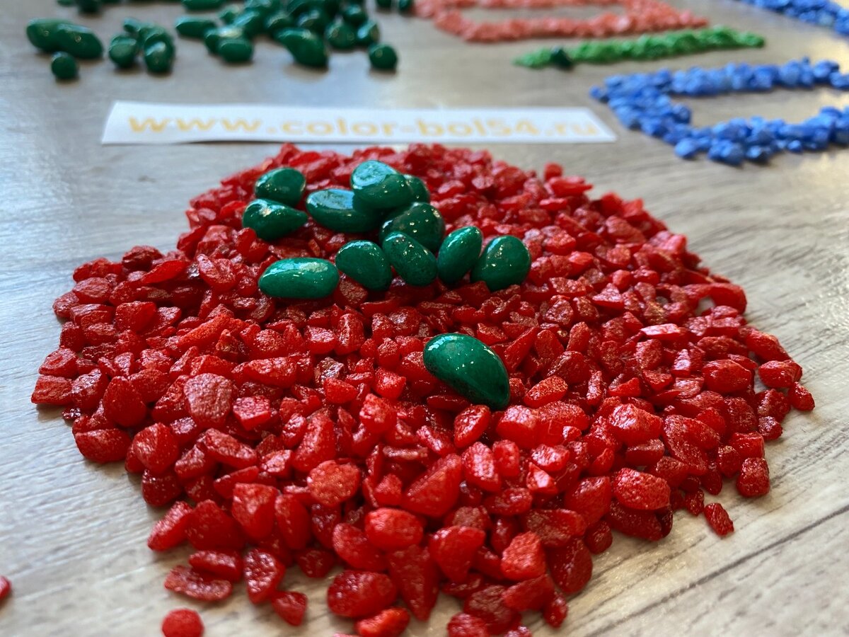 Цветной щебень покрашенный краской color-bol54