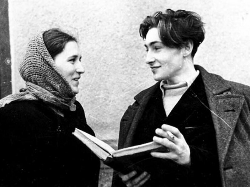 Нонна Мордюкова и Вячеслав Тихонов, конец 1940-х