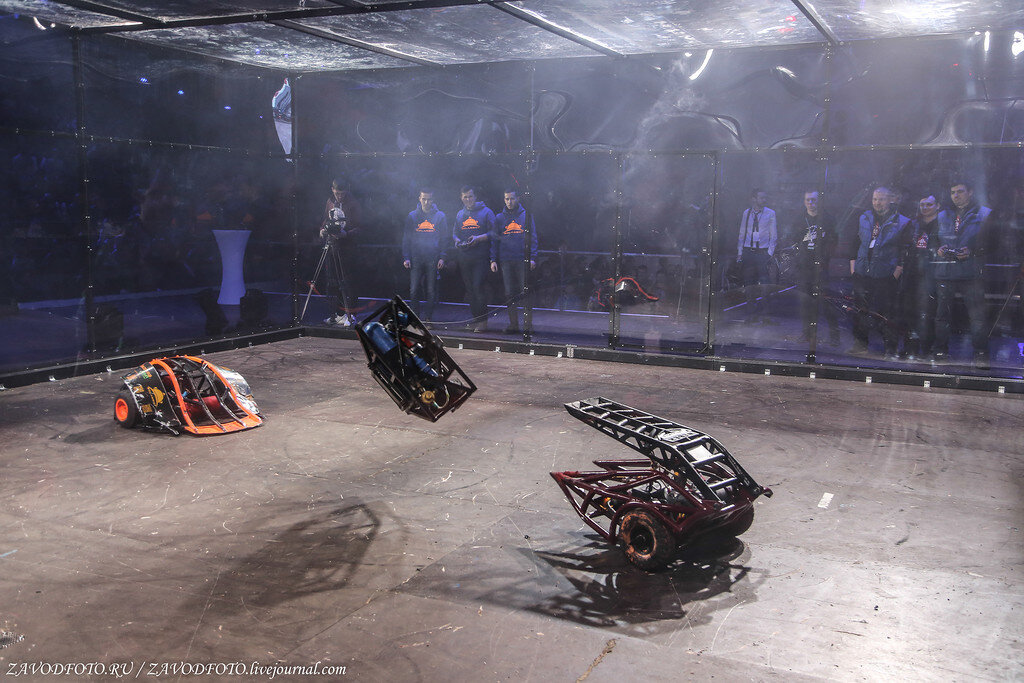 Битва роботов билеты. Бои роботов в россии. Батл ботс битвы роботов. Битва роботов на арене. Хб битва роботов.