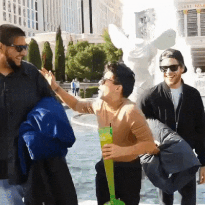 Я дома, сплю.