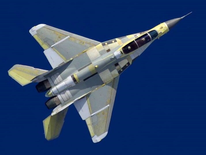 МиГ-35 (если быть точным МиГ-29М2, но унификация их фюзеляжей зашкаливает)