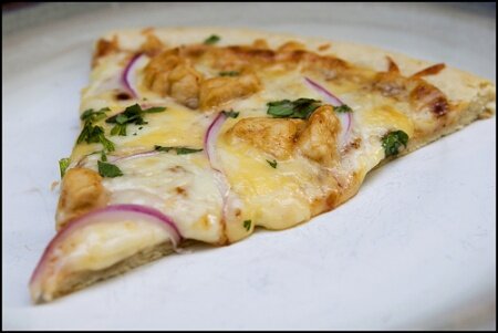 Пицца: тонкое тесто без дрожжей - пошаговый рецепт с фото на gkhyarovoe.ru