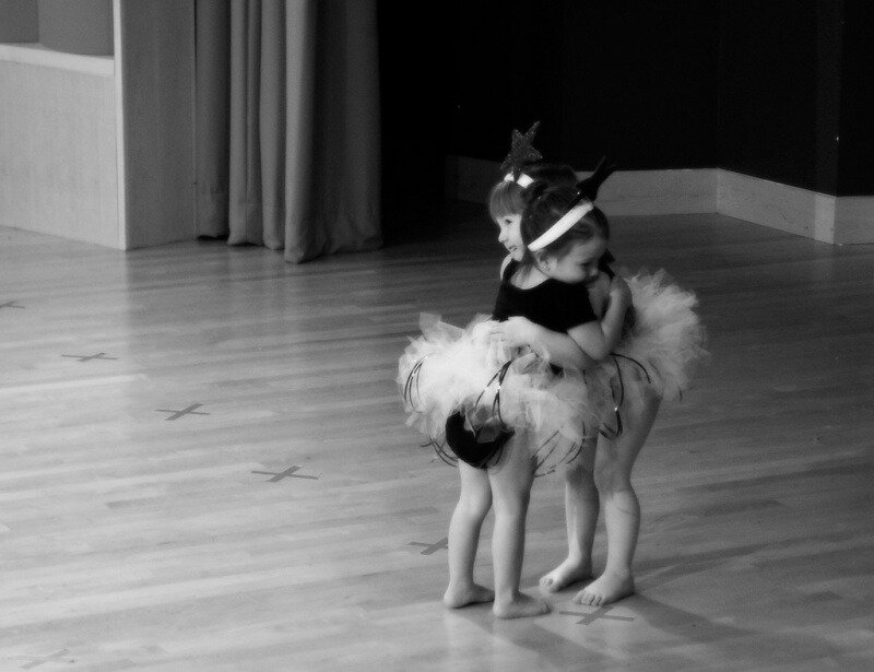 Каковы преимущества эмоциональных прикосновений? Разберемся в этой статье.