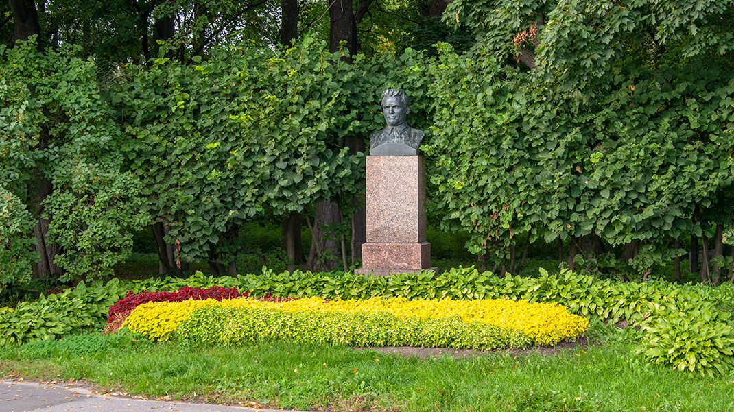 Бюст С. М. Кирова