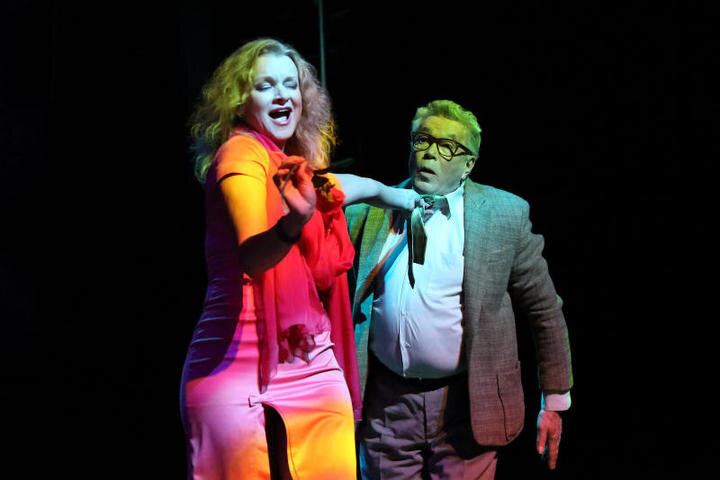 «Моя героиня не так молода, но хорошо выглядит, имеет статус, достаток и желание обрести семью. Однажды она встречает на своем пути Николая - главного героя пьесы – и влюбляется в него»Фото: PR-отдел "Театра Луны"