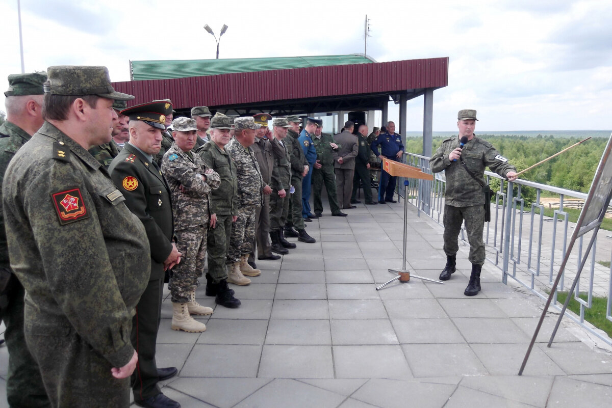  24.05.2019    	 В период с 21 по 24 мая в Нижегородской области на базе 333-го Центра  боевой подготовки Западного военного округа Вооруженных Сил Российской  Федерации состоялись вторые штабные переговоры по вопросам подготовки и  проведения совместного учения с воинскими контингентами КСОР ОДКБ  «Взаимодействие-2019» и специального учения «Эшелон-2019» с силами и  средствами материально-технического обеспечения государств – членов  ОДКБ.  