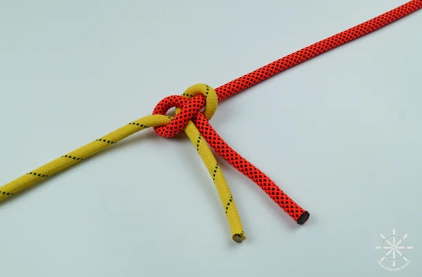 Как выглядит травяной узел?