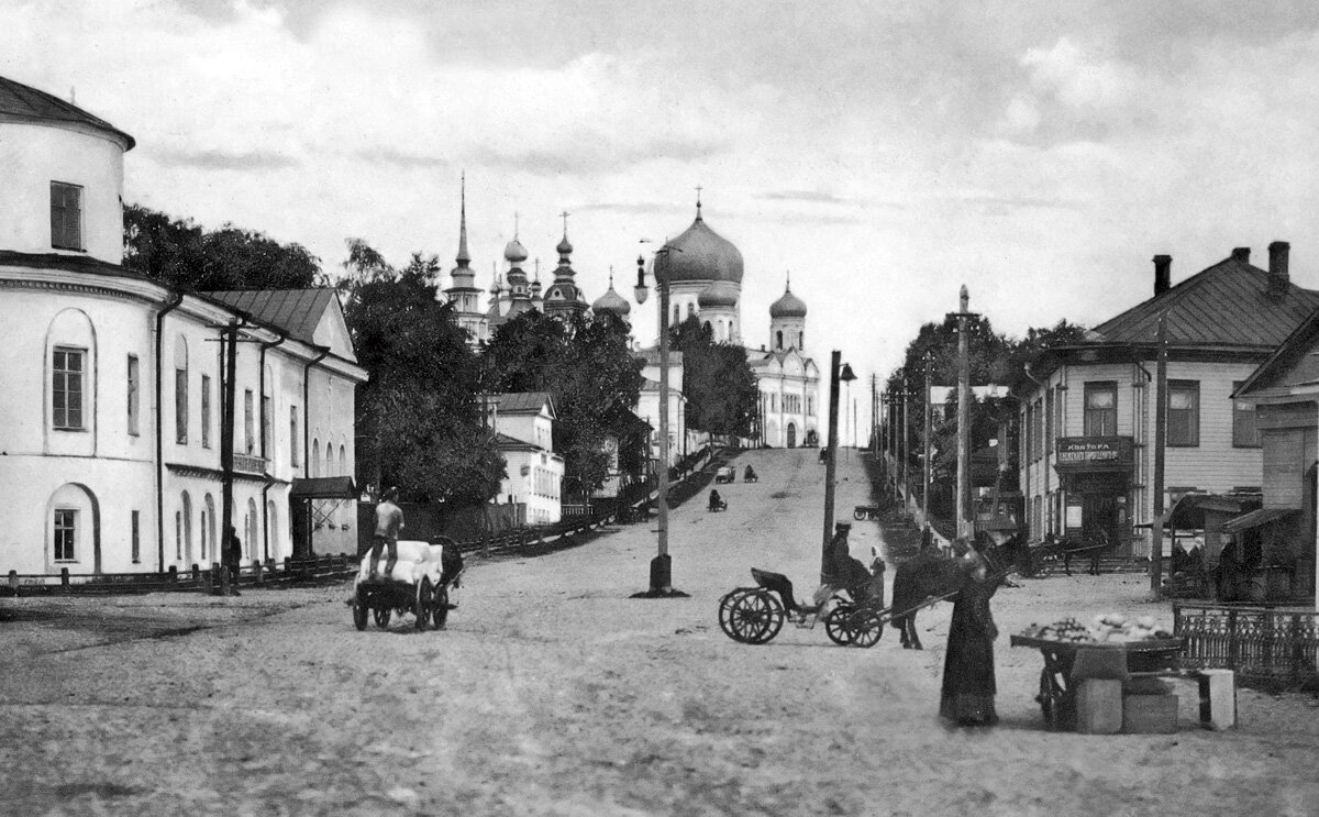 Дорожное движение в Петрозаводске на рубеже XIX-XX вв. Источник фото: http://rk.karelia.ru/