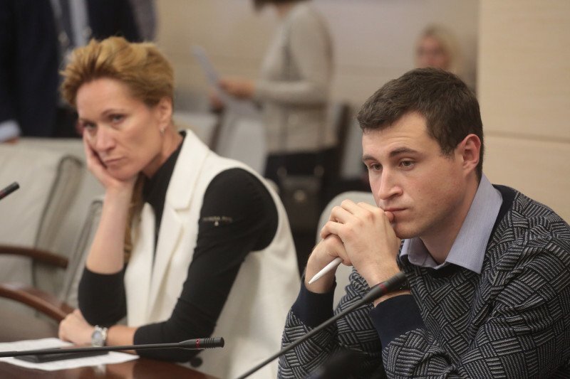 Депутаты Мосгордумы Мария Киселева и Александр Соловьев. Источник: https://duma.mos.ru.