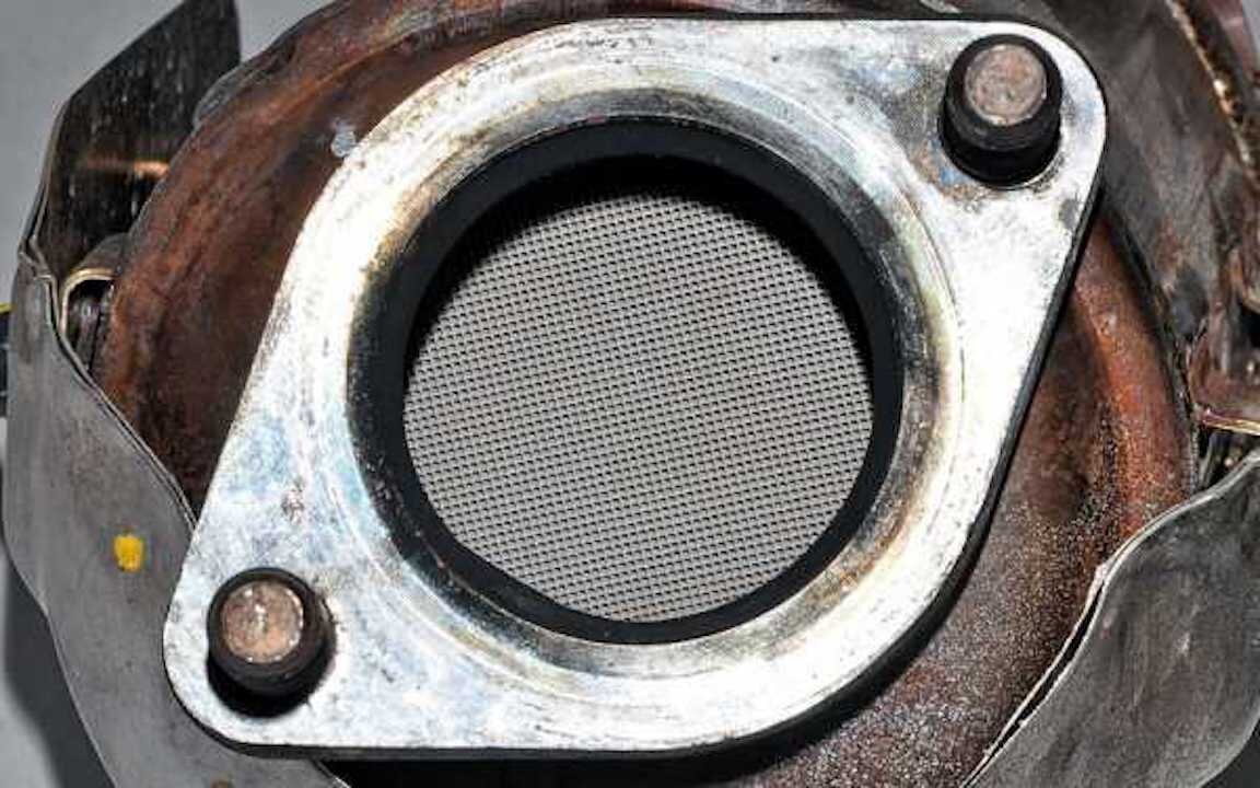 Что внутри катализатора при пробеге в 250 тысяч километров | Auto Drive ...
