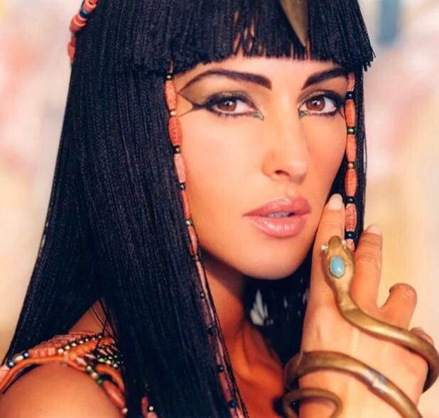 Добрый день,любимые подписчики и гости канала❤️ Давайте посмотрим как он на самом деле относится к вам.Расклад общий,проиграться может не у всех,для личного расклада пишите в вотсап или вайбер +79099809969.
Подписывайтесь на канал,ставьте лайки,пишите комментарии 😘