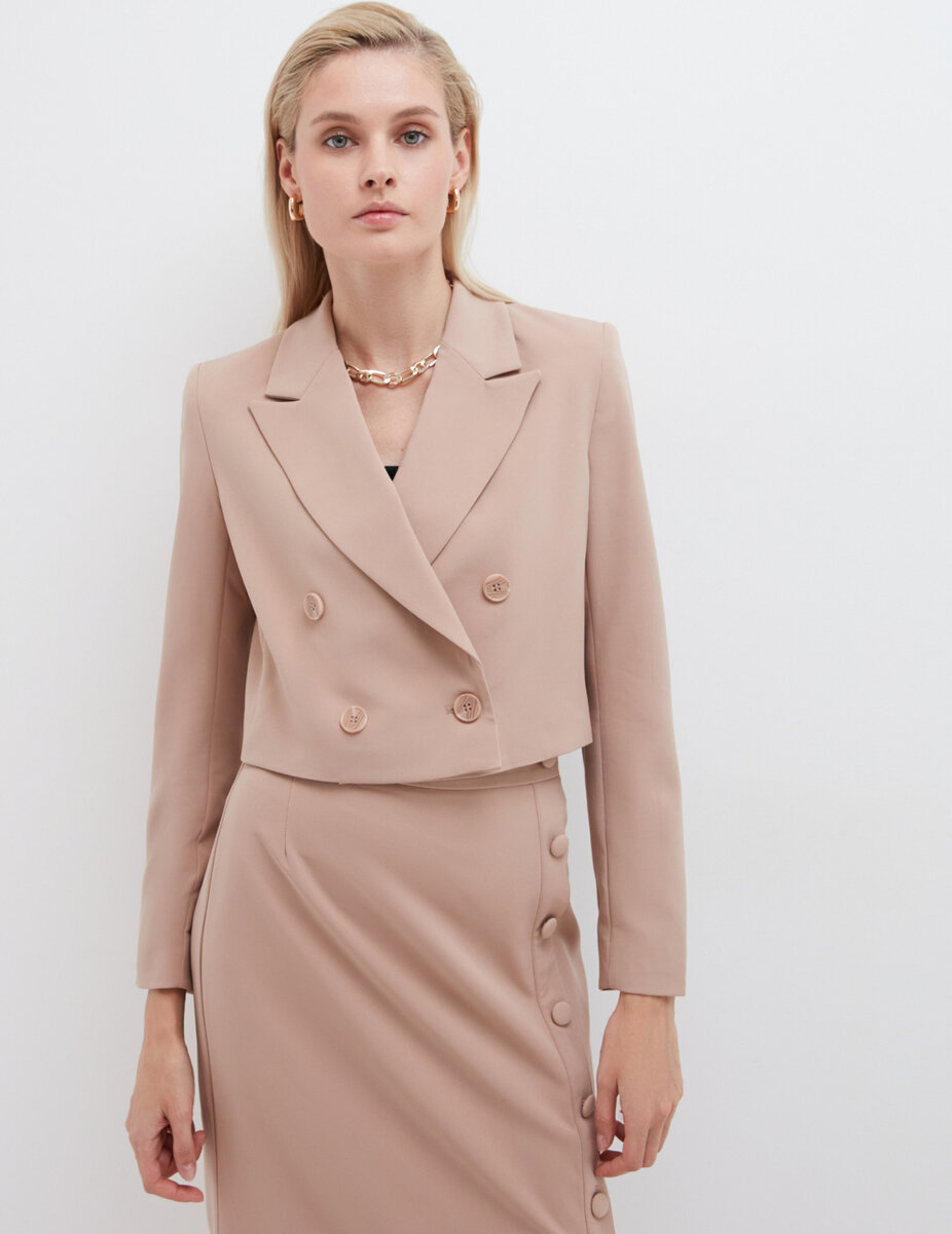 Из Zarina