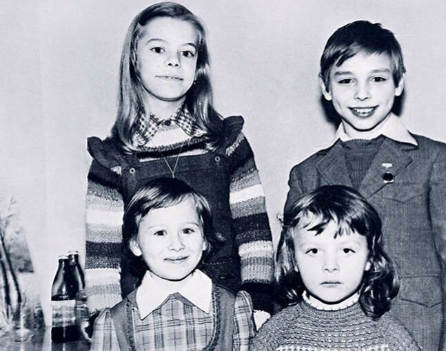 С Яной Поплавской, коллегой по картине "Про красную шапочку"