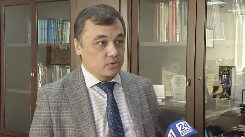 Аскар Умаров 